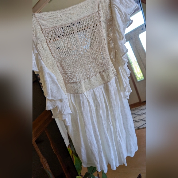 Moda International White Ruffle Blouse - Picture 5 of 8